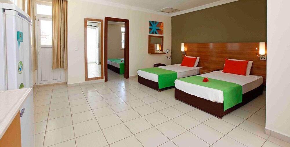 Sunlight Garden Hotel ซีเด ภายนอก รูปภาพ